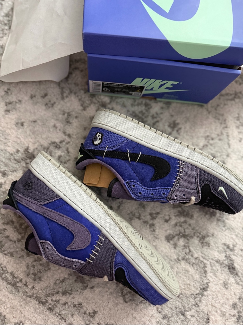 Air Jordan 1 Retro Low OG GS “Year of the Rabbit”